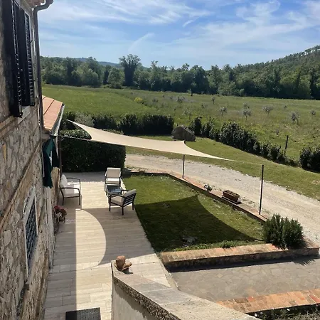 Podere Sasso Vecchio *